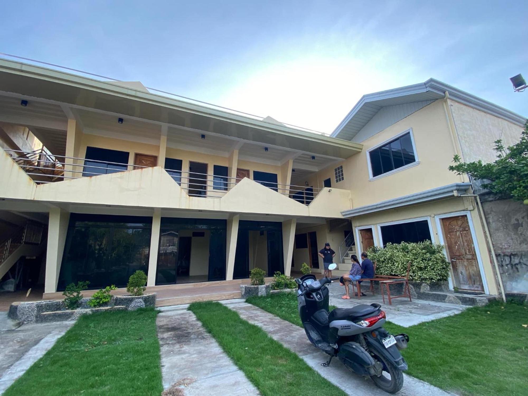 Laguno Hostel And Guest House 莫阿尔博阿 外观 照片